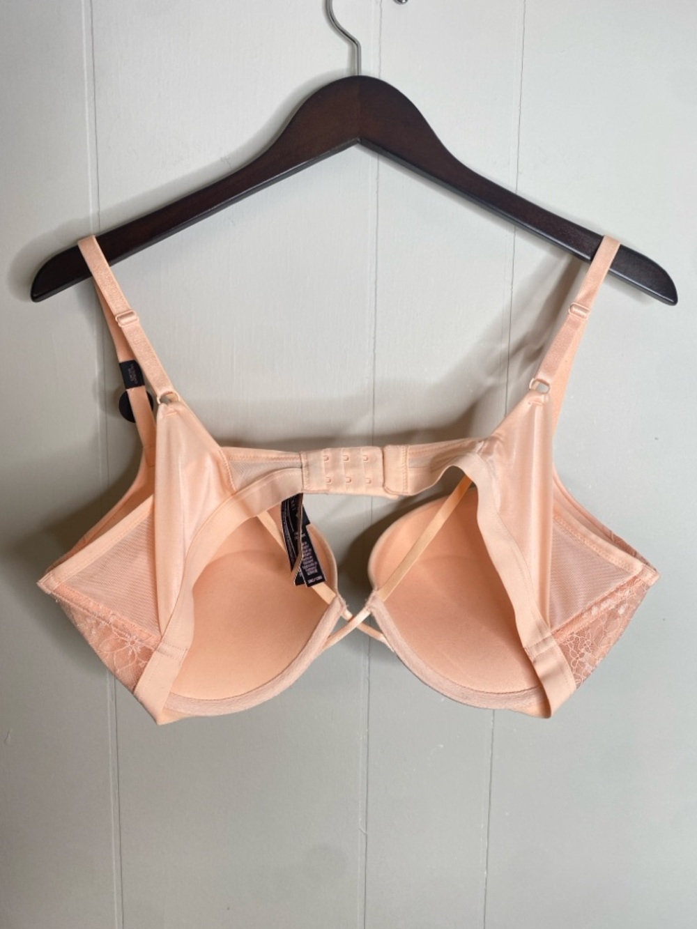 Victoria’s Secret Bombshell Bra Women 38 C Coral Add 2 Cups Plunge Push Up NEW - Picture 4 of 4